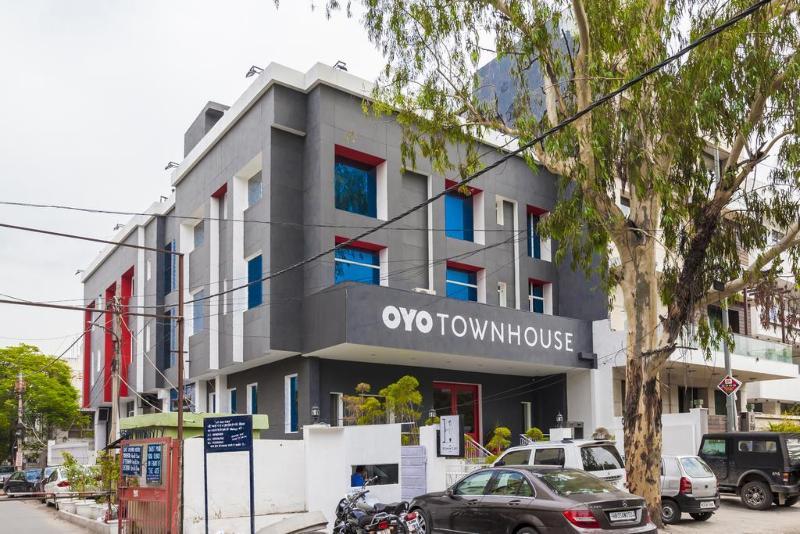 Oyo Townhouse 008 Greater Kailash Hotel Delhi  Kültér fotó